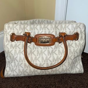 Michael Kors purse